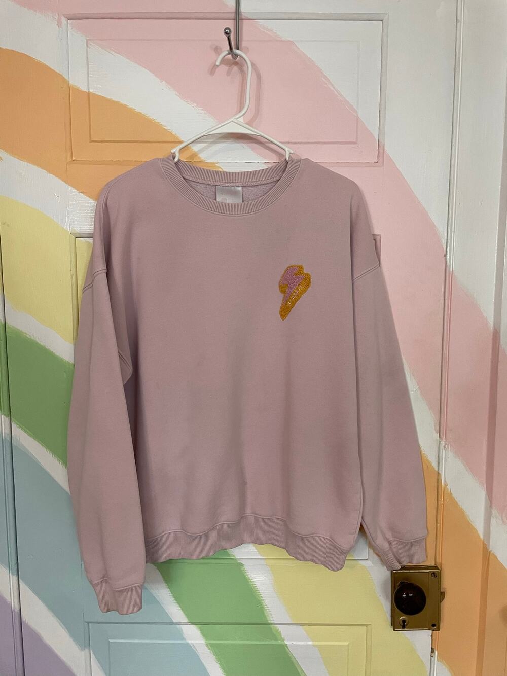 Starfit Pink Embroidered Lightning Bolt Crewneck Sweatshirt Small